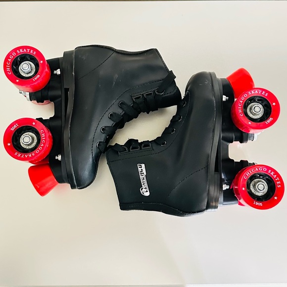Chicago Skates Kids Quad Roller Skates Black Red | Children’s US J12 EUR 31 - Picture 4 of 10